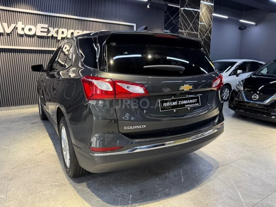 Chevrolet Equinox — foto 3/4