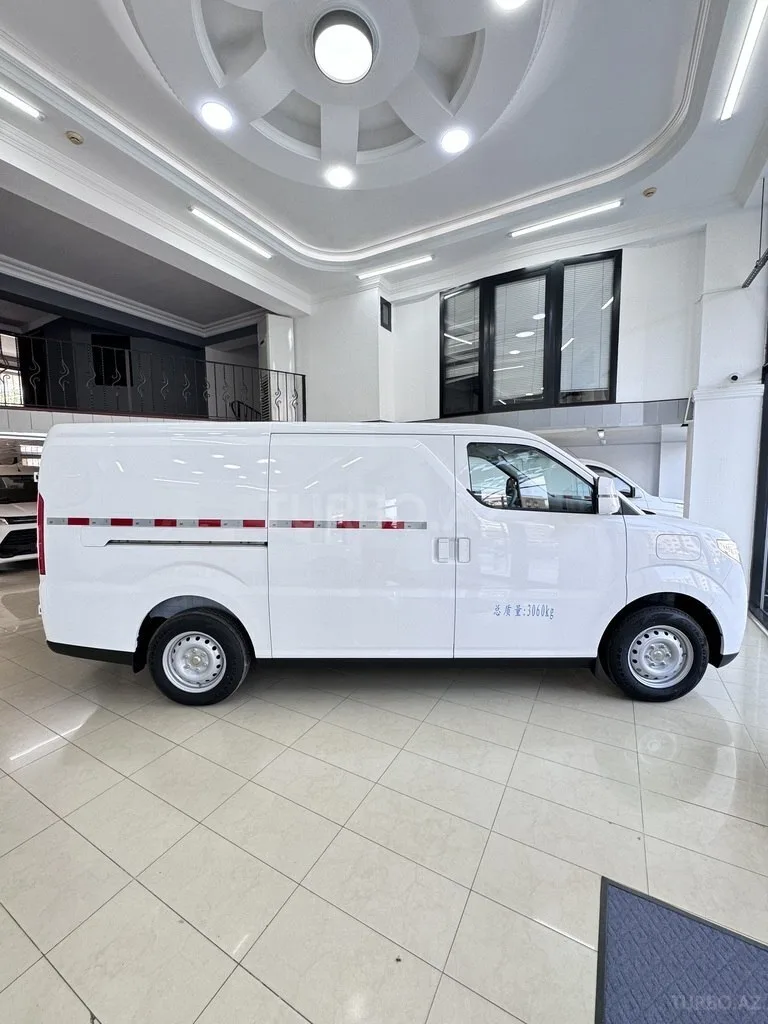DFSK Ruichi R5 — foto 4/4
