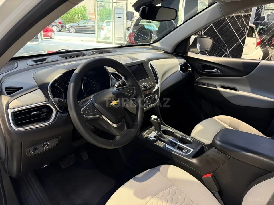 Chevrolet Equinox — foto 2/4