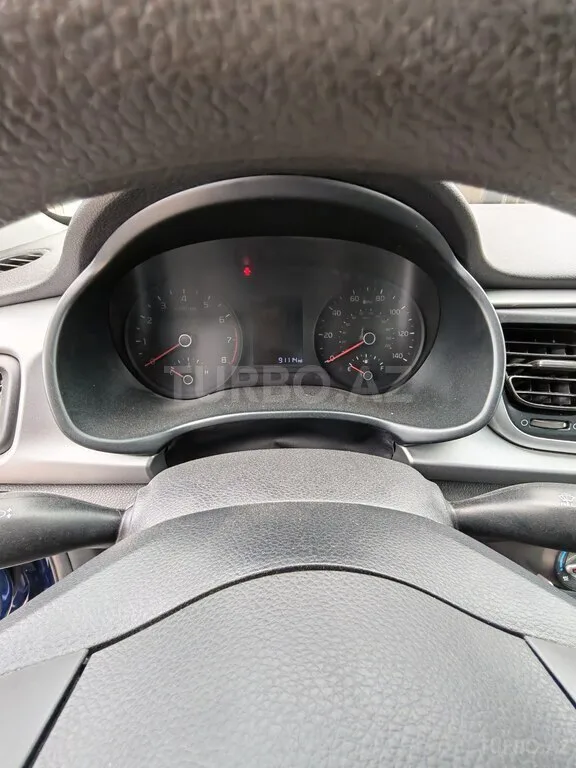 Kia Rio — foto 2/4