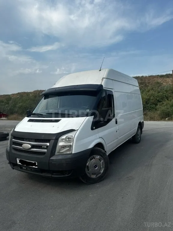 Ford Transit — foto 1/4