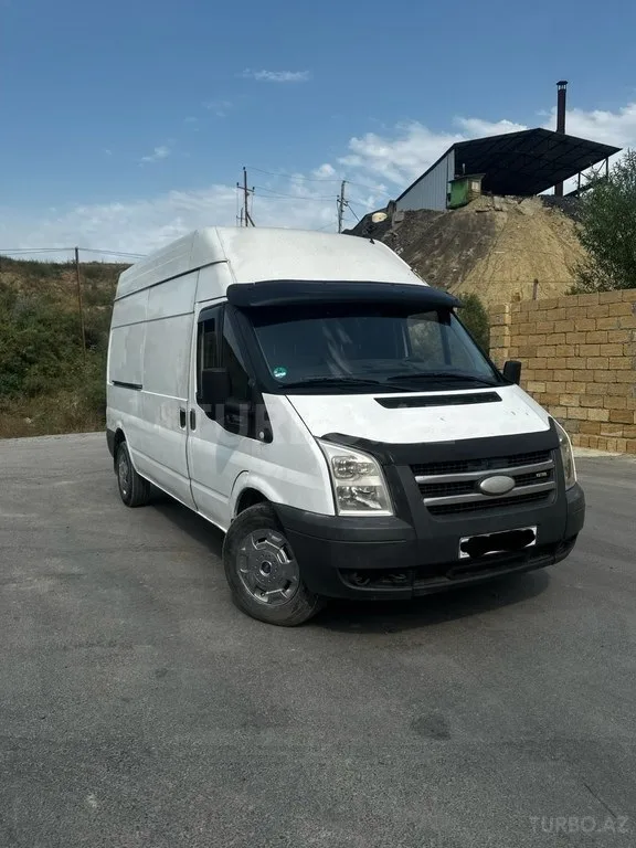 Ford Transit — foto 2/4