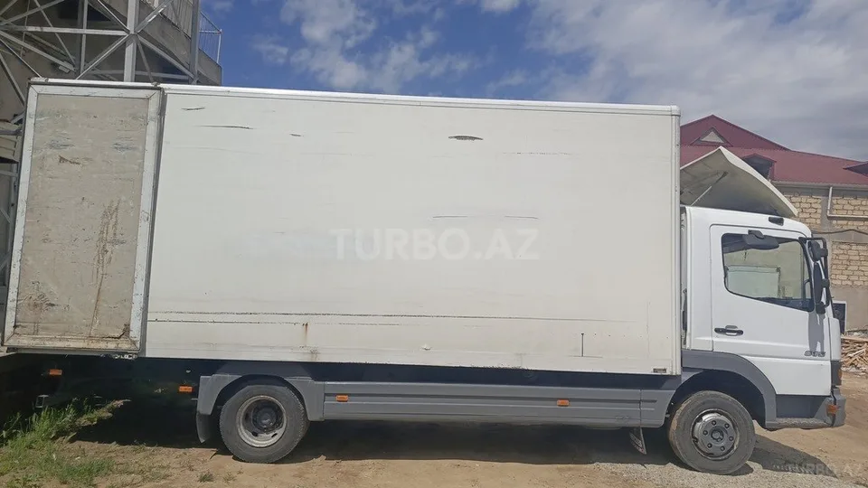 Mercedes Atego 815 — foto 3/4