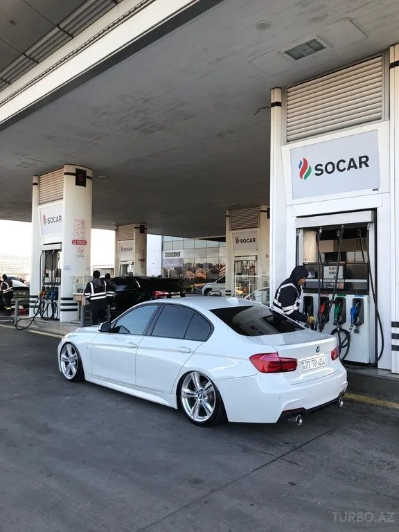 BMW 328d — foto 3/4