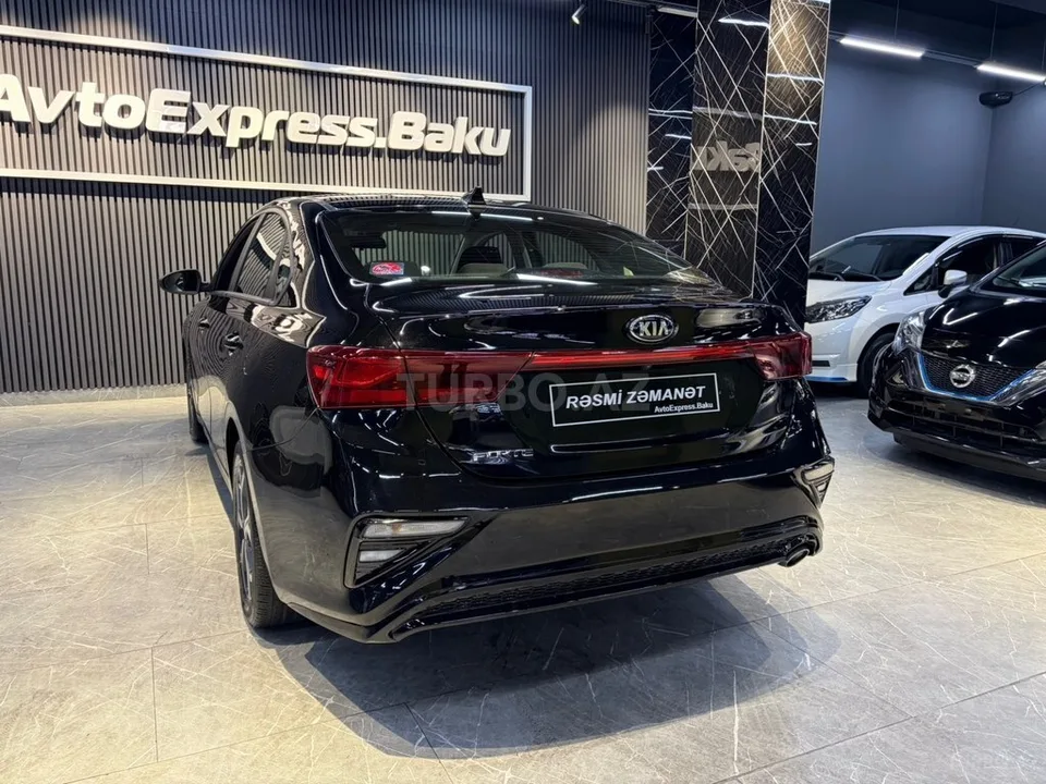Kia Forte — foto 3/4