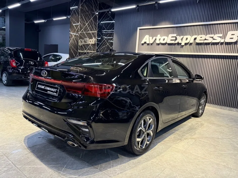 Kia Forte — foto 4/4