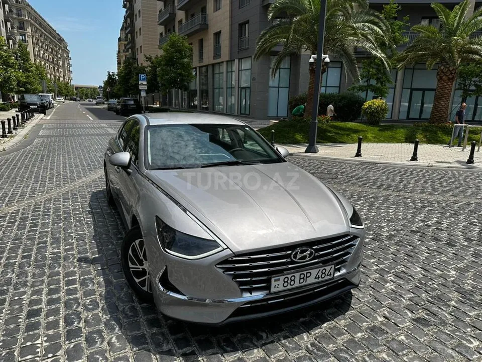 Hyundai Sonata — foto 1/4