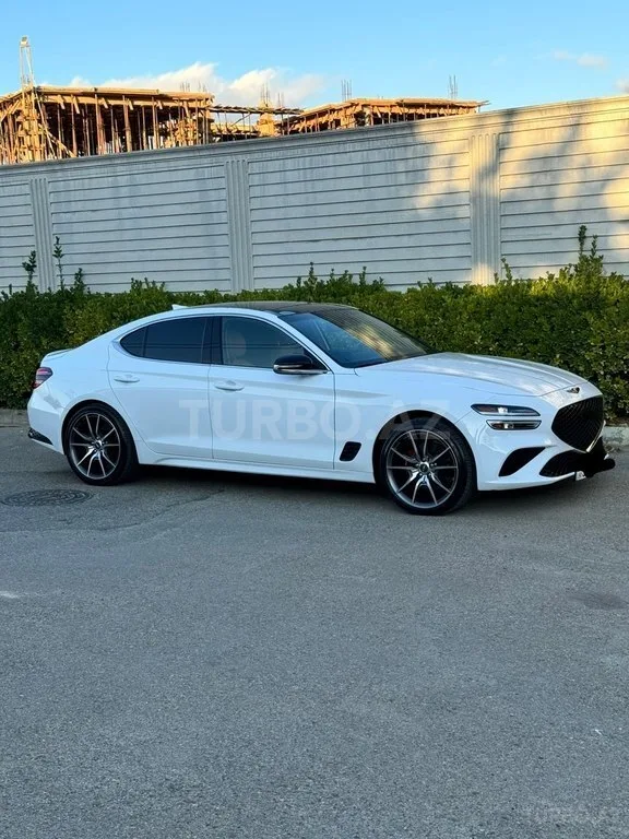 Genesis G70 — foto 4/4