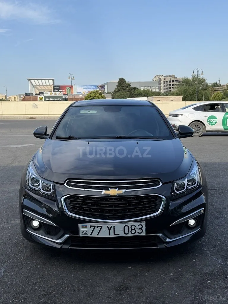 Chevrolet Cruze — фото 1/4