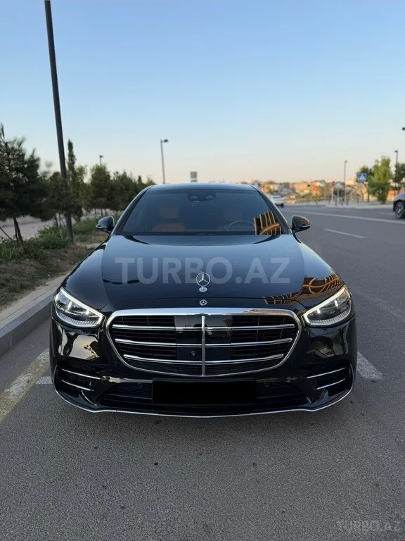 Mercedes S 500 4MATIC — foto 1/4