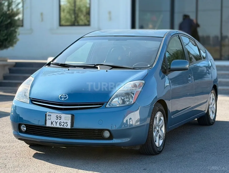 Toyota Prius — foto 2/4