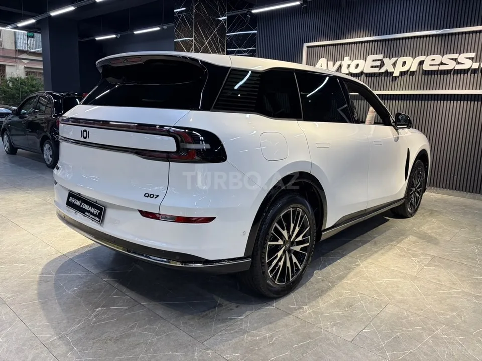 Changan Qiyuan Q07 — foto 3/4