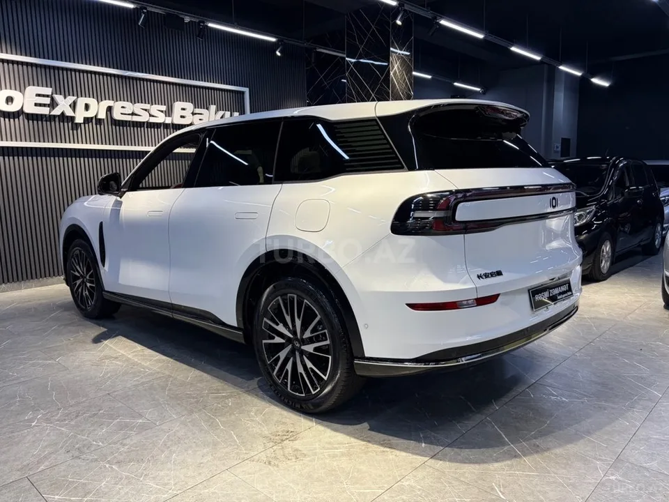 Changan Qiyuan Q07 — foto 4/4