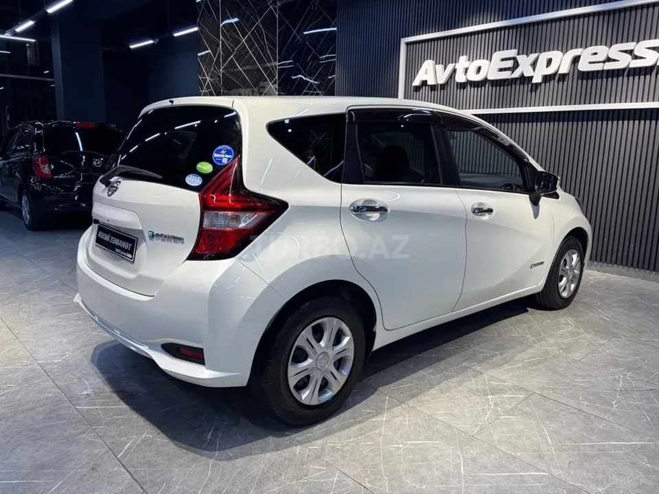 Nissan Note — foto 2/4