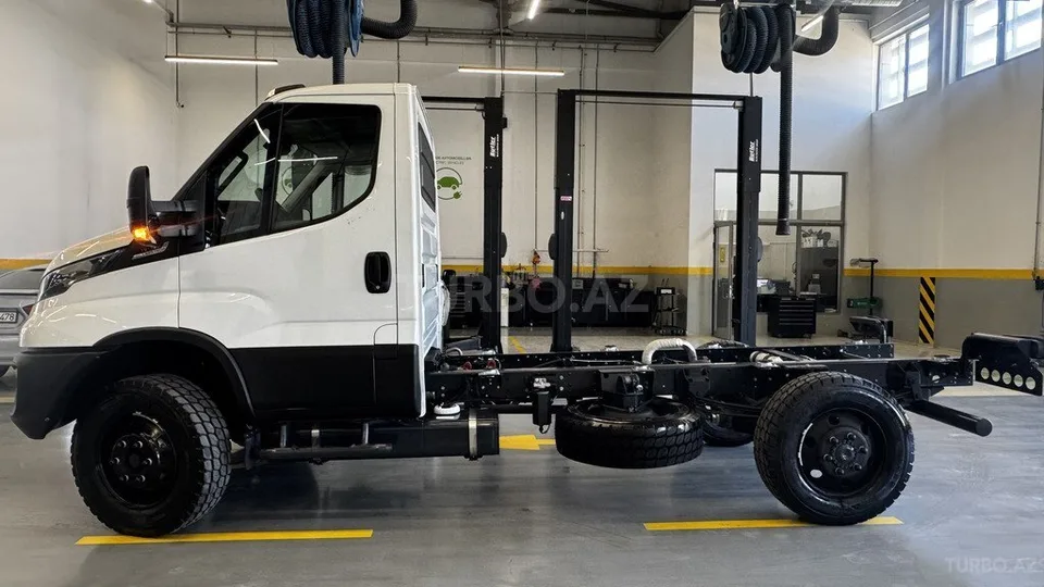 Iveco 70C180 — foto 2/4