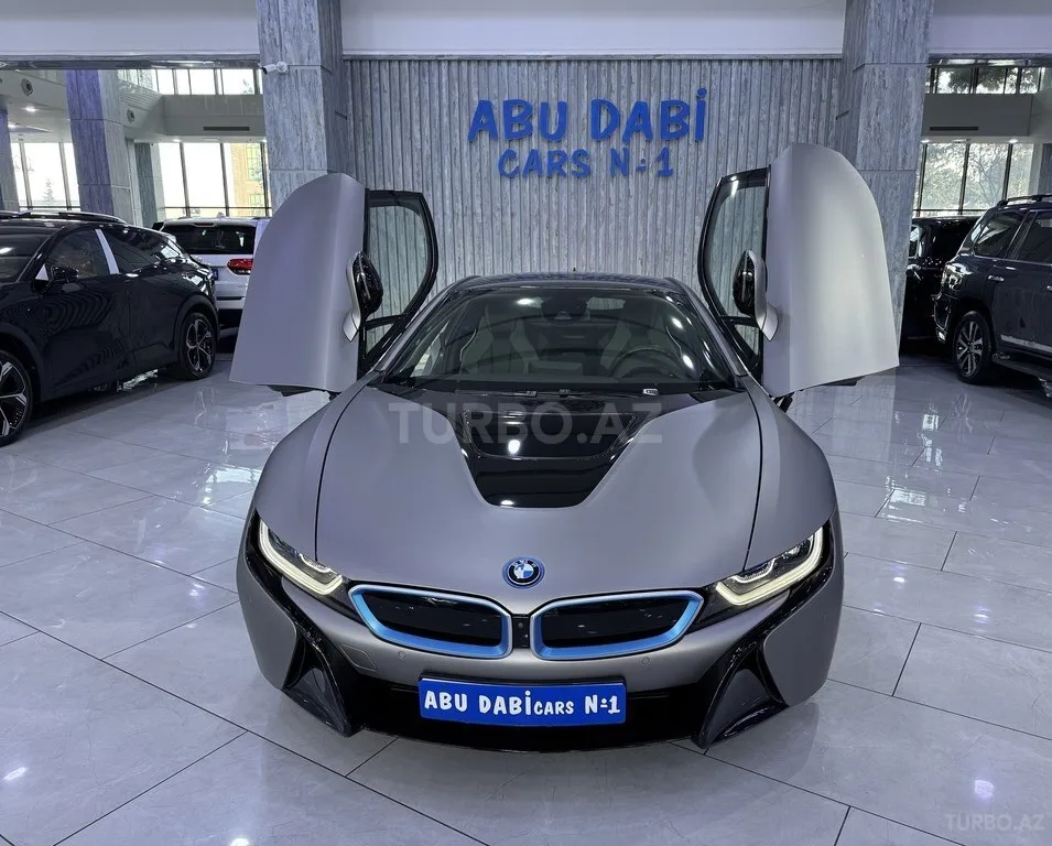 BMW i8 — foto 2/4