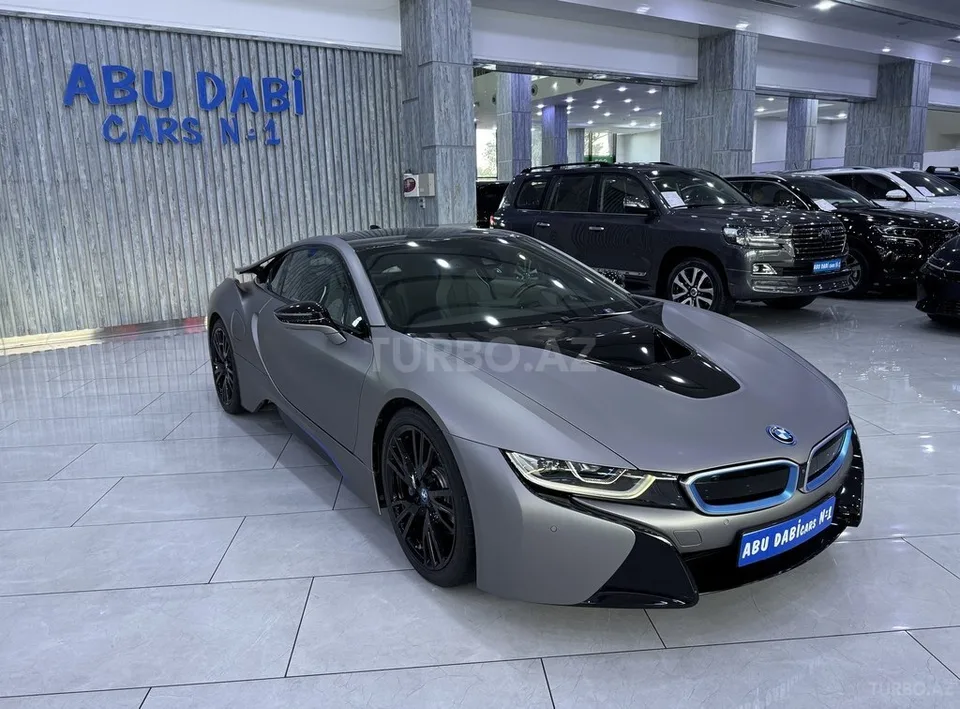 BMW i8 — foto 4/4