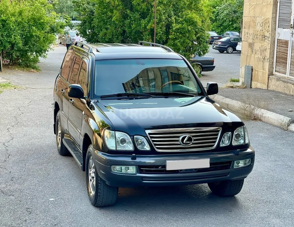 Lexus LX 470 — foto 1/4