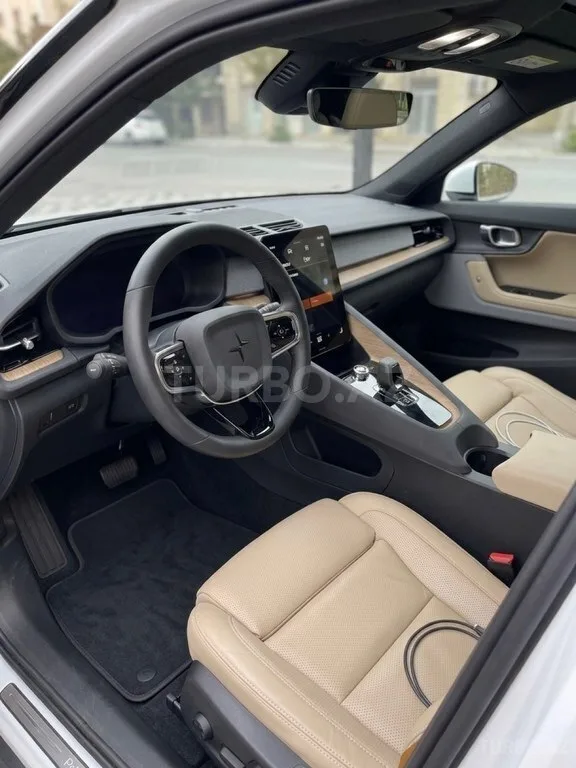 Polestar 2 — foto 3/4