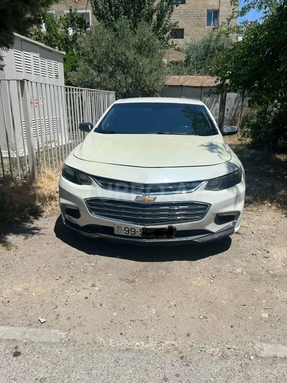 Chevrolet Malibu — foto 1/4