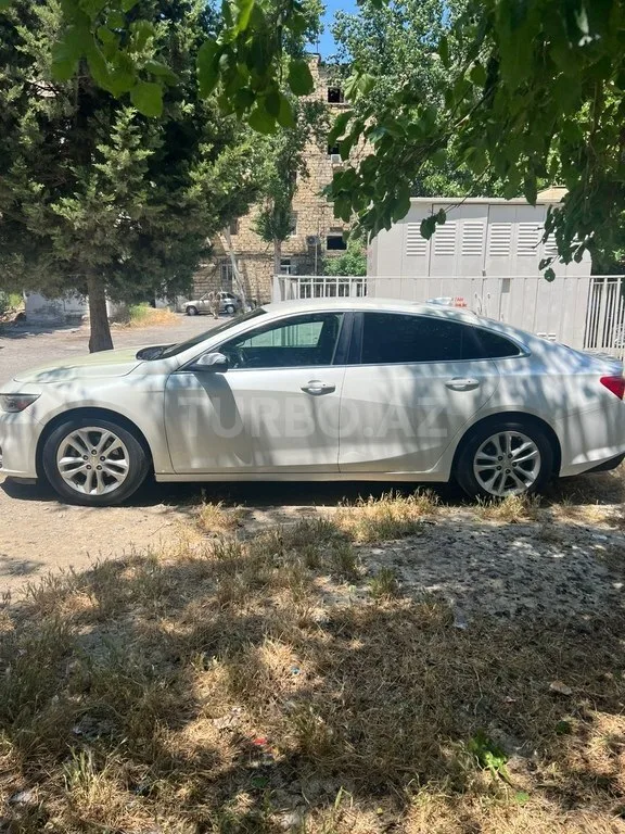 Chevrolet Malibu — foto 3/4