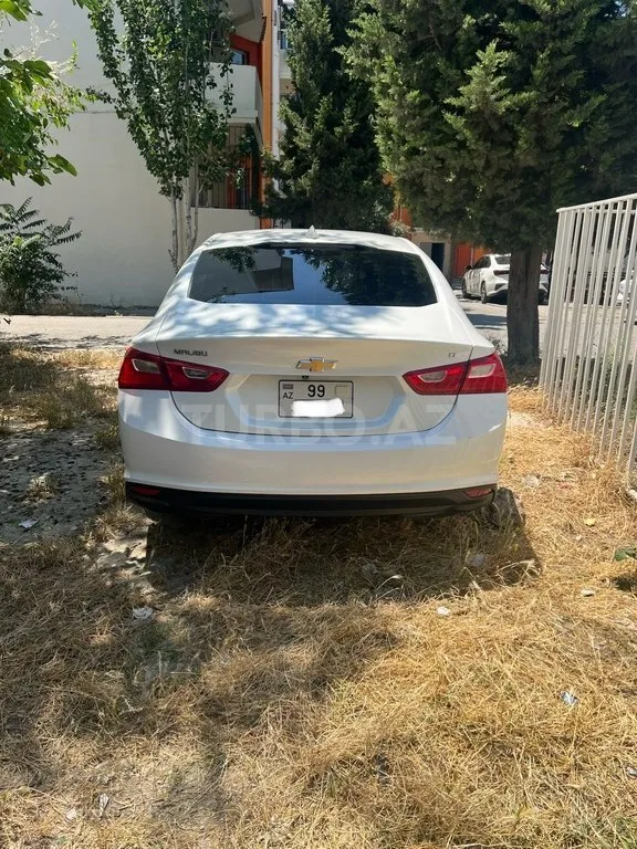 Chevrolet Malibu — foto 4/4