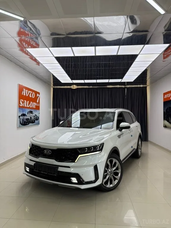 Kia Sorento — foto 1/4