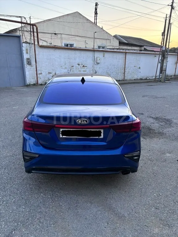 Kia Forte — foto 2/4