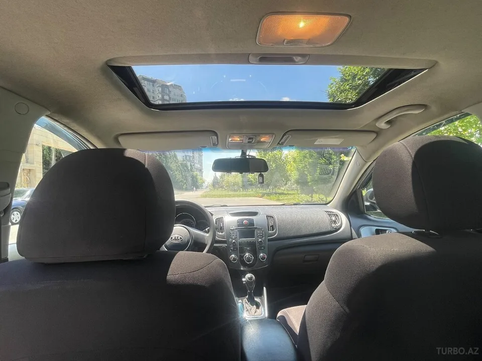 Kia Cerato — foto 4/4