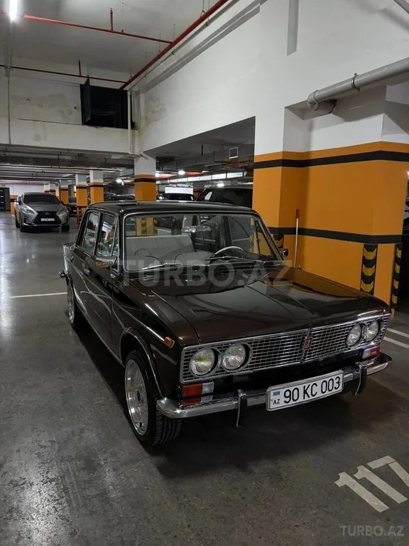 LADA (VAZ) 2103 — foto 1/4