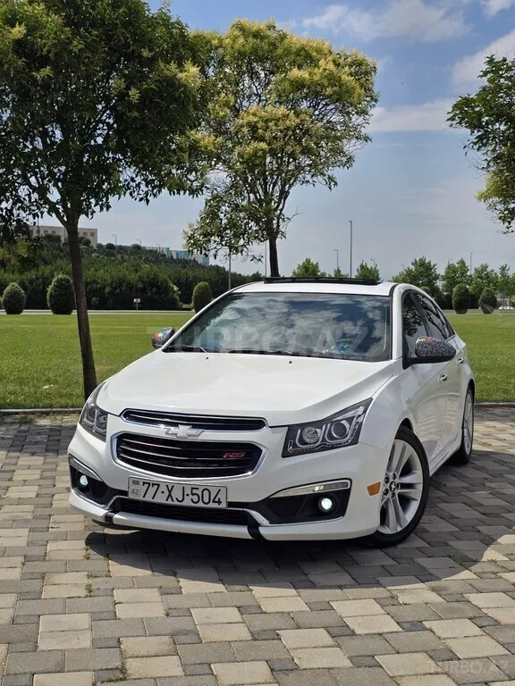 Chevrolet Cruze — фото 1/4