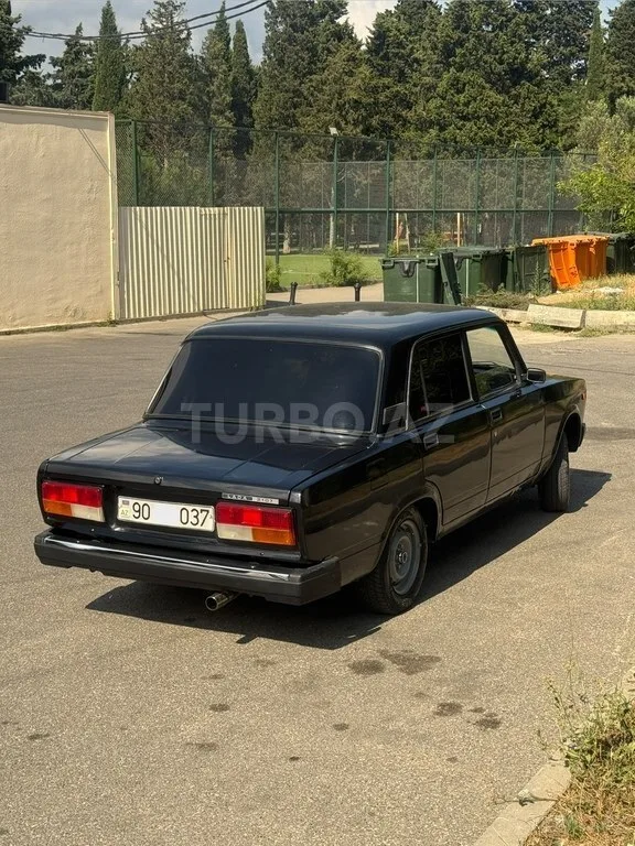 LADA (VAZ) 2107 — foto 4/4