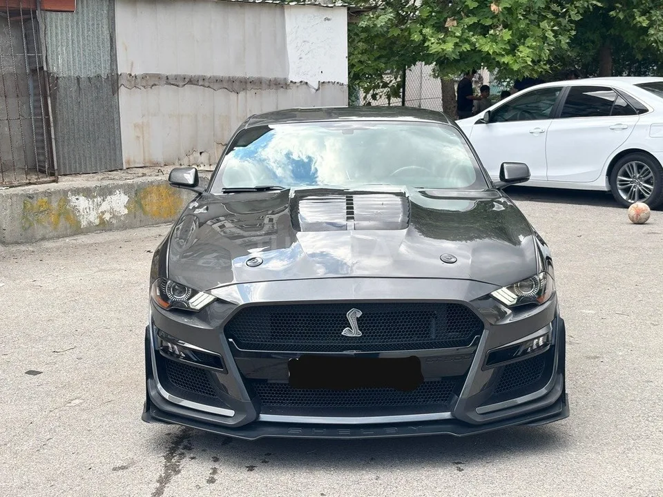 Ford Mustang — foto 2/4