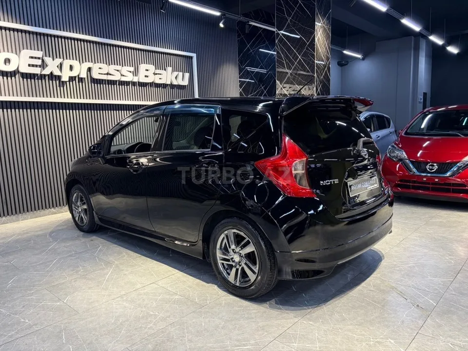 Nissan Note — foto 3/4