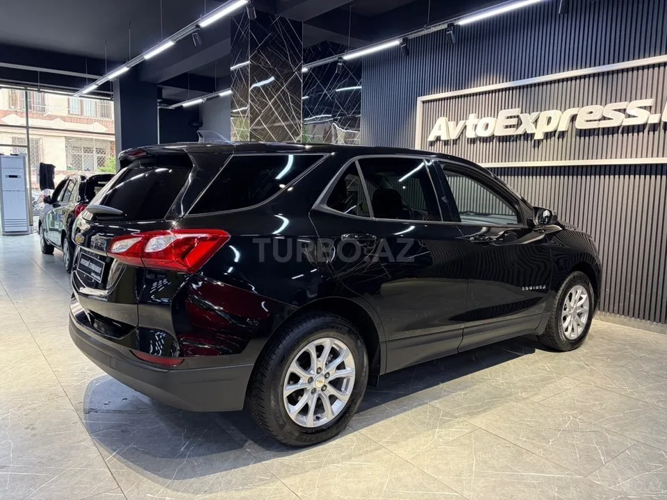 Chevrolet Equinox — foto 2/4