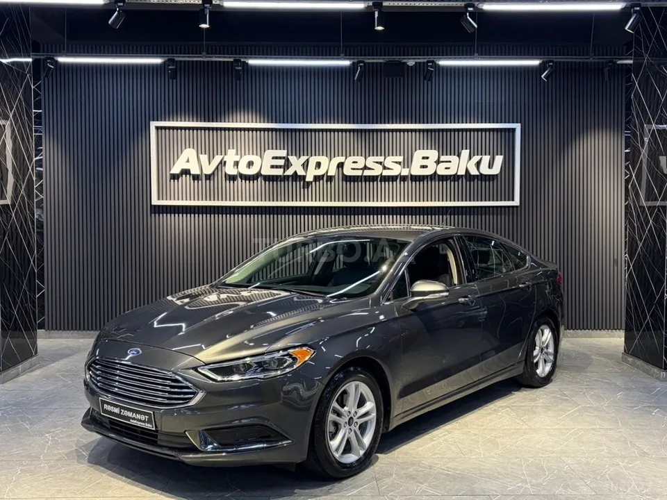 Ford Fusion (North America) — foto 1/4