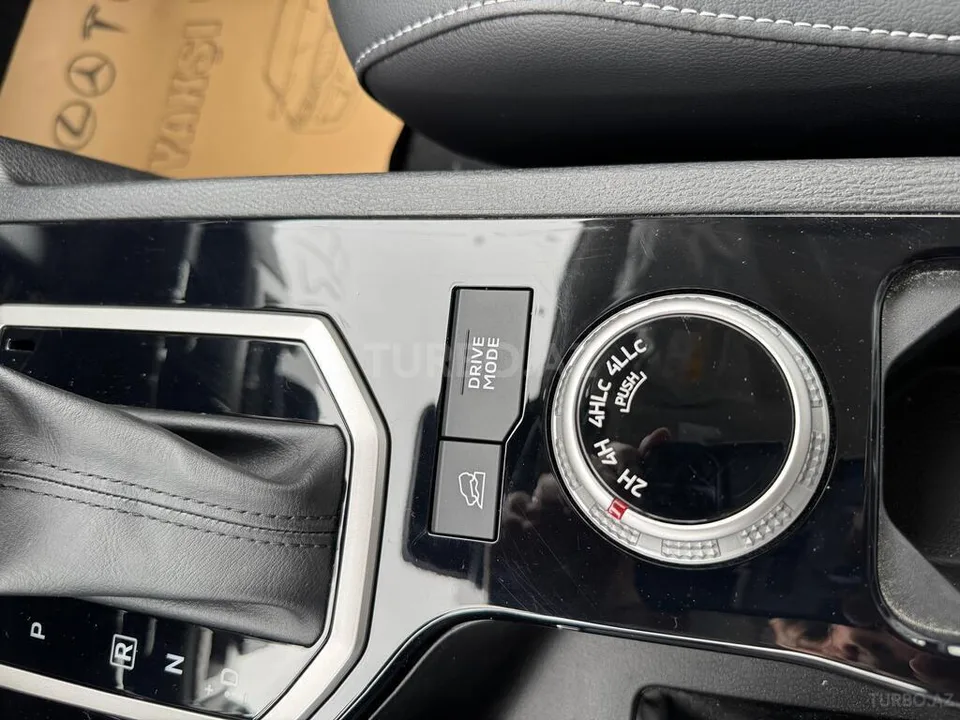 Mitsubishi L200 — foto 3/4