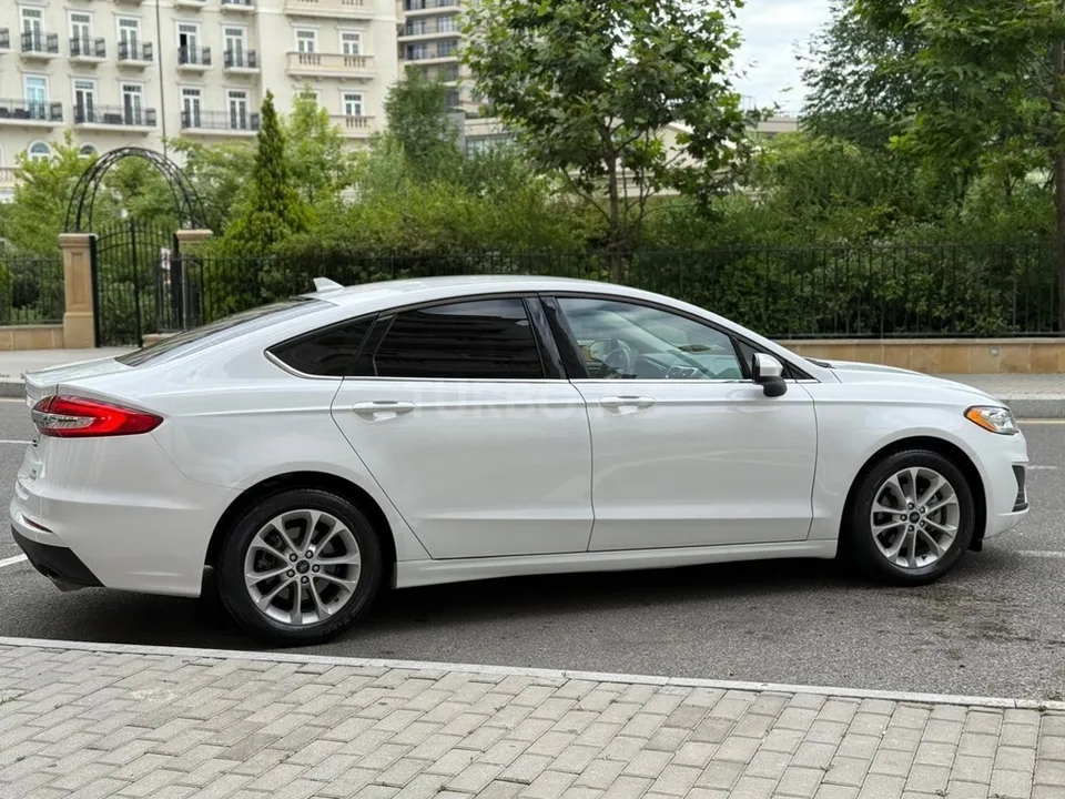 Ford Fusion (North America) — foto 4/4