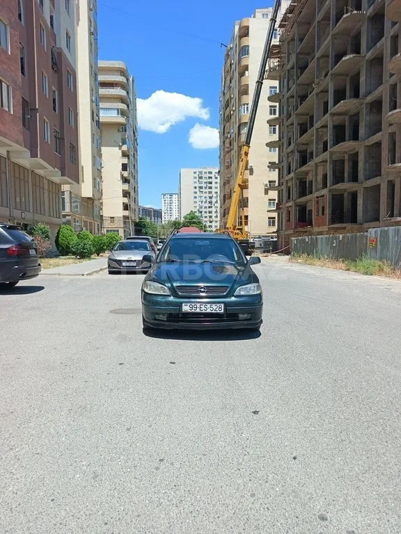 Opel Astra — foto 1/4