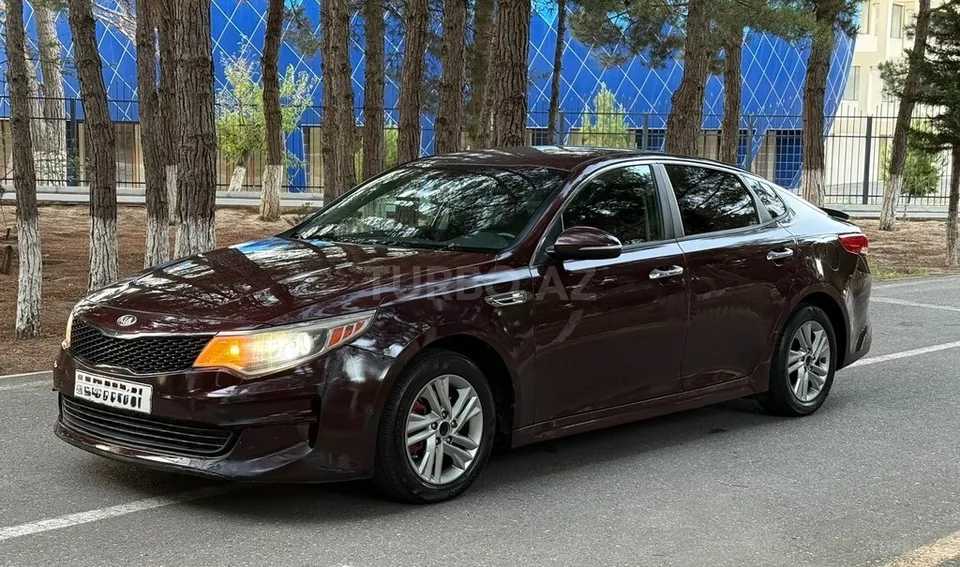 Kia Optima — фото 3/4