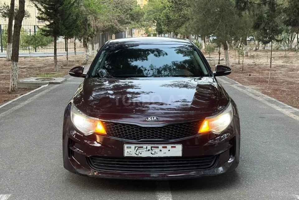 Kia Optima — фото 4/4