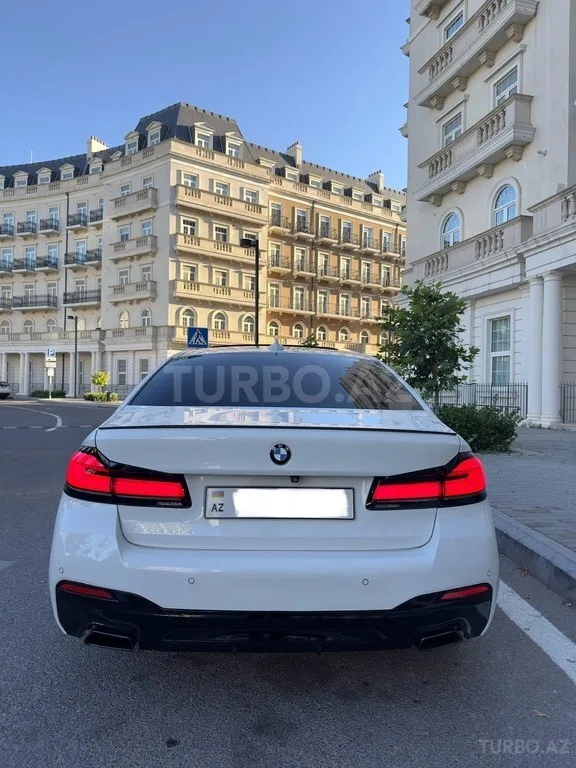 BMW 530e — foto 3/4