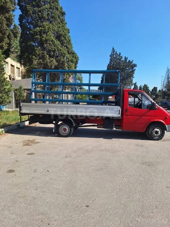 Ford Transit — foto 4/4