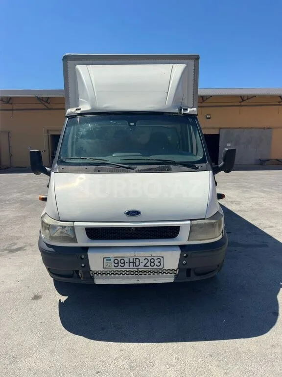 Ford Transit — foto 1/4