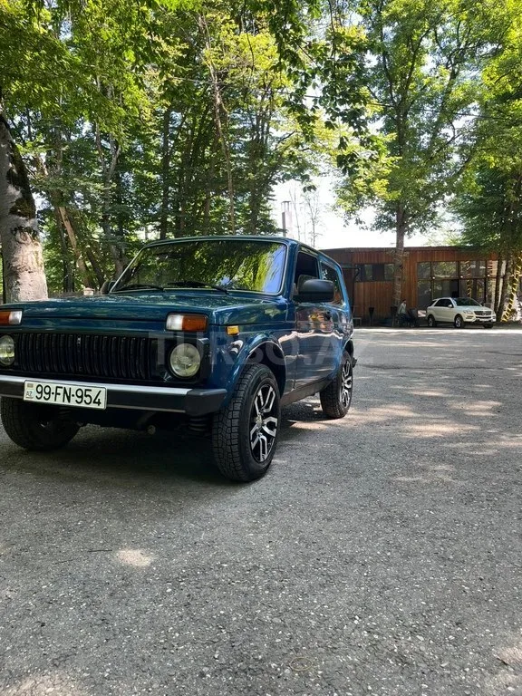 LADA (VAZ) Niva — foto 1/4