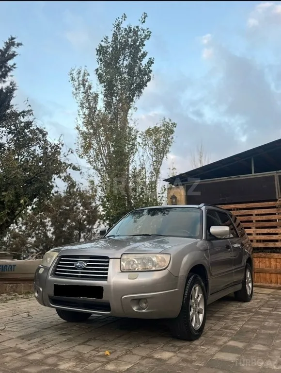 Subaru Forester — foto 1/4