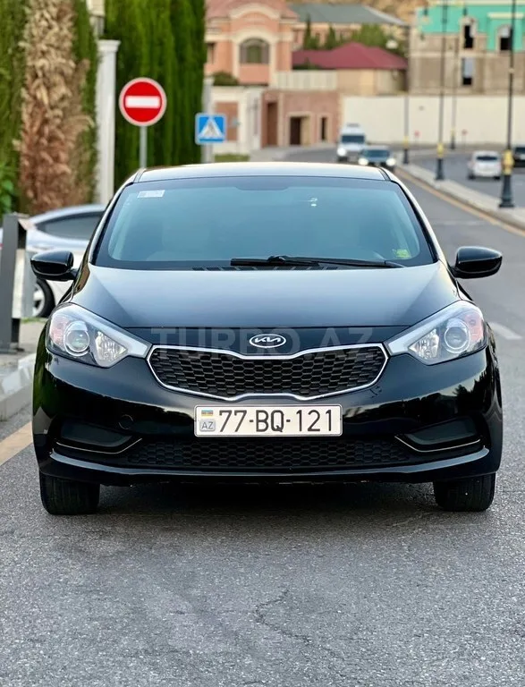 Kia Forte — фото 1/4
