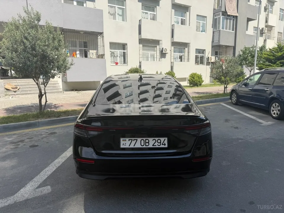 Honda Accord — foto 2/4