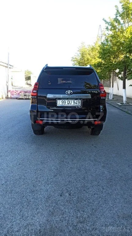 Toyota Land Cruiser Prado — foto 2/4