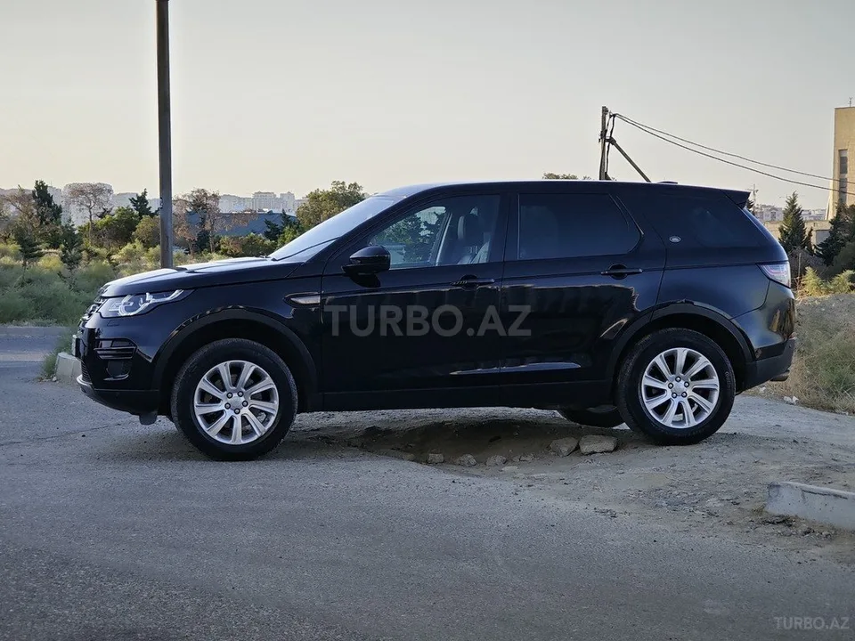 Land Rover Discovery Sport — foto 3/4